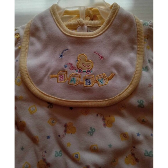 Little Lindsay, Yellow, Infant 3-6 Months Outfit, With Bib - Picture 2 of 8